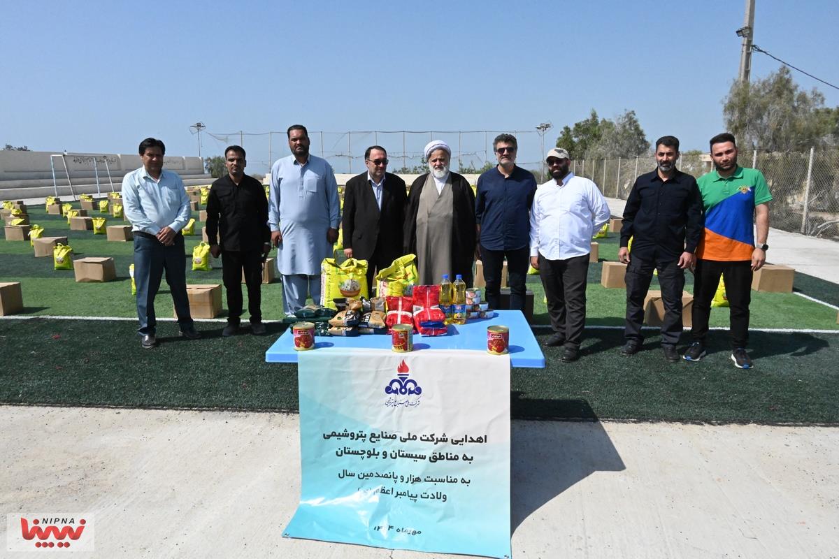 توزیع بسته های کمک تحصیلی و معیشتی در استان سیستان و بلوچستان 34